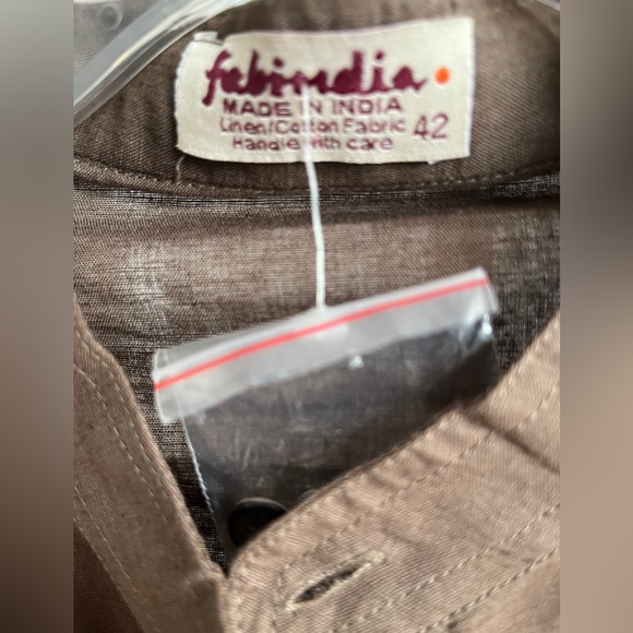NWT FabIndia  Men’s Taupe Beige Brown Woven Linen Blend Nehru Kurta Sz 42 XL - Picture 6 of 7